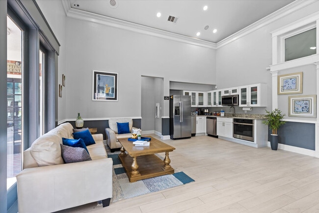 Madison at Melrose apartments — community photo