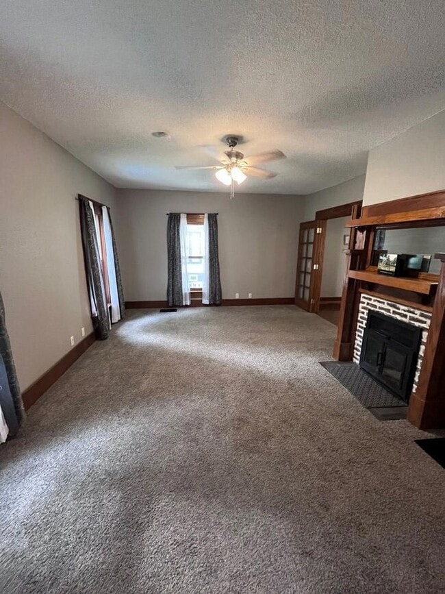 Photo - 4B/2B Home in Webster City $1,695.00