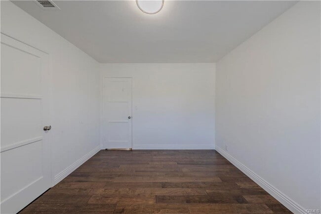 Building Photo - 2093 Continental Ave