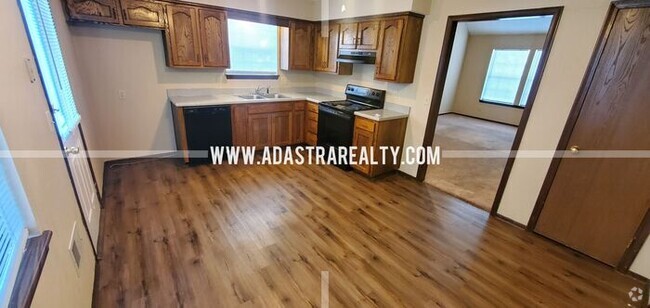 Building Photo - Affordable Duplex in Blue Valley School Di... Rental