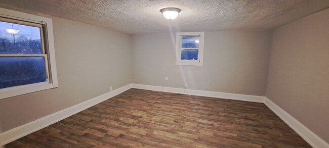 Photo - 1849 Westview Dr