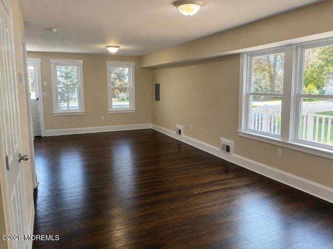 Photo - 124 Wilson Ave
