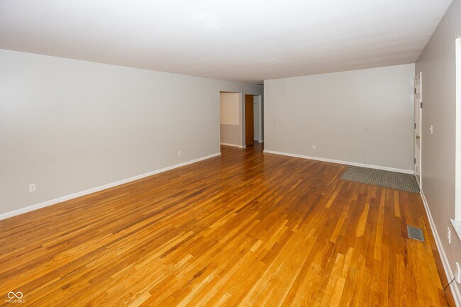 Photo - 628 Ash Dr