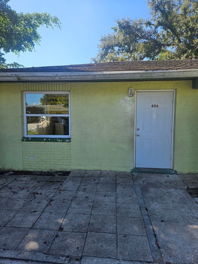 Building Photo - 3/2 DUPLEX Rental