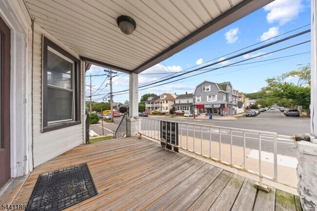 Photo - 315 Haledon Ave