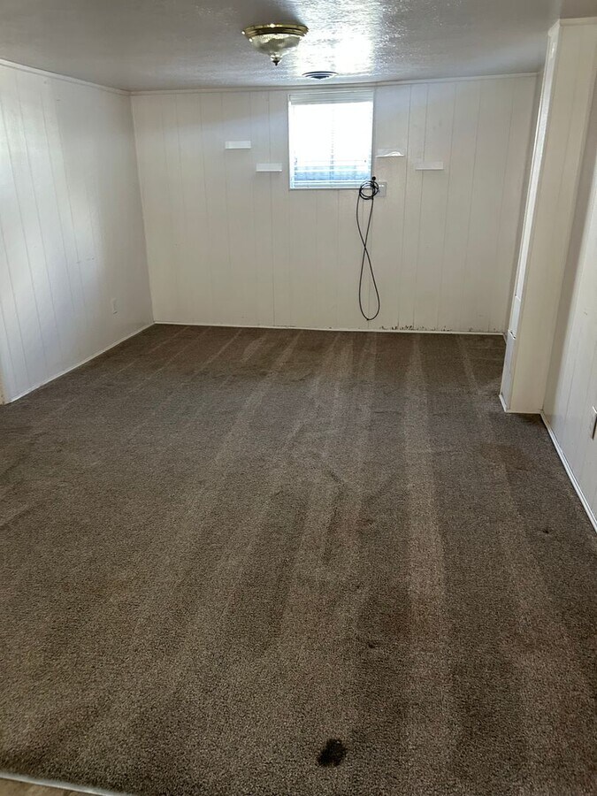 Photo - 144 S 300 E