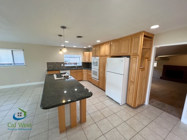 Photo - $4,995 - Beautiful 3/2 Bath Home Tucked Away in Prime Santa Clara's Location