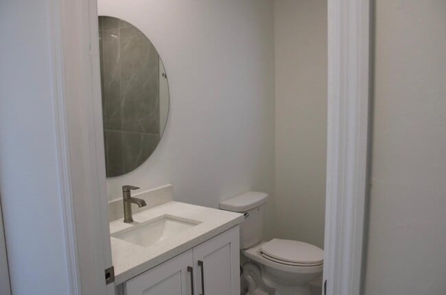 Photo - 5224 29th St SW