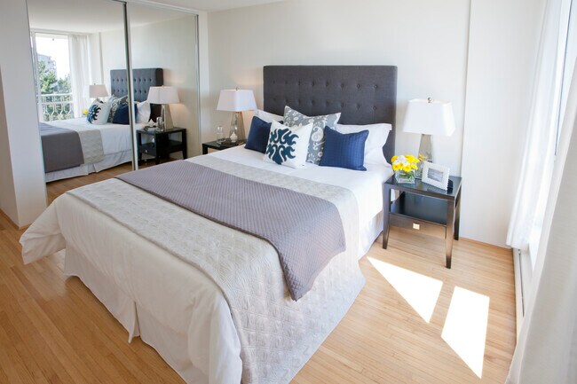 Photo - Starlight Towers