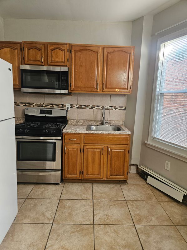 Photo - 5325 Webster St Unit 2nd fl