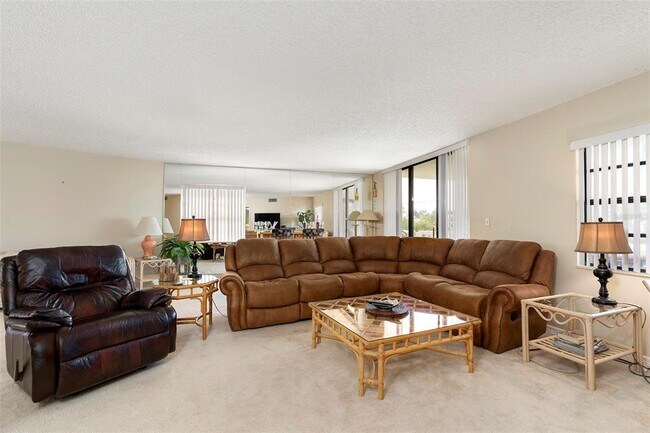 Photo - 6500 Sunset Way Unidad 116