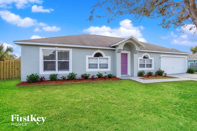 Photo - 1338 Pakenham St NW