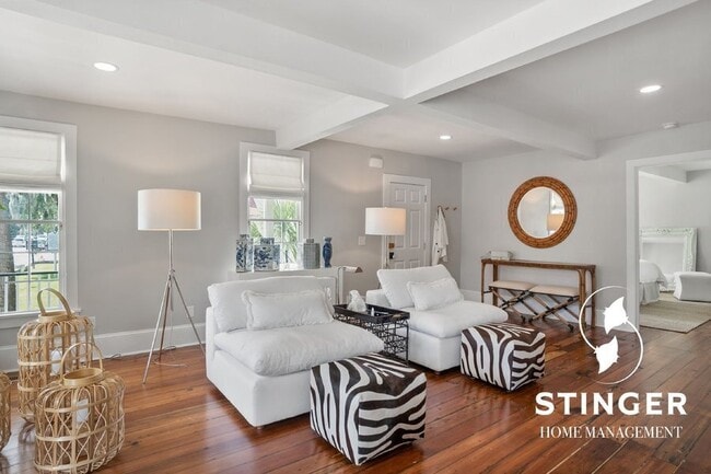 Building Photo - 606 Carteret St Unit 1