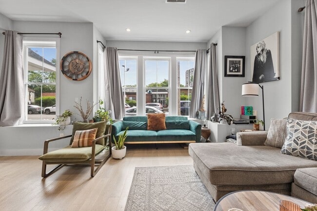 Photo - 761 Washington St Unit 1