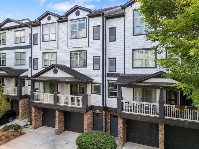 Photo - 221 Semel Cir NW