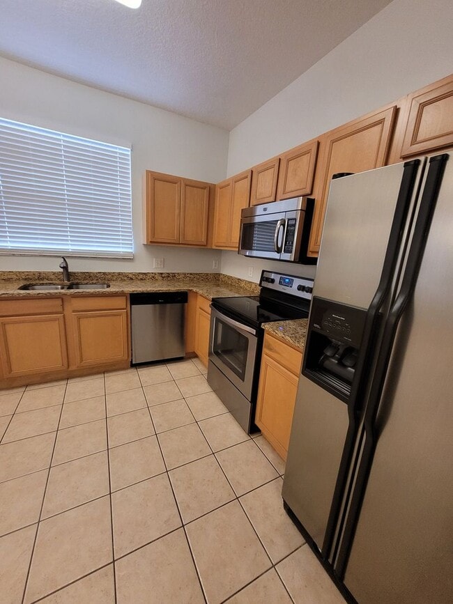 Photo - Amazing Renovated 4 bed 3 bath in Davenport