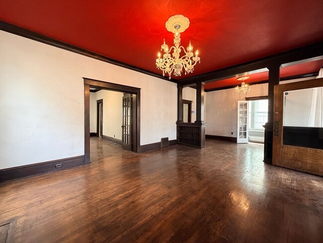 Photo - 1283 Harbert Ave