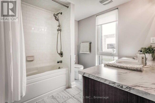 Photo - 100 Dufay Rd