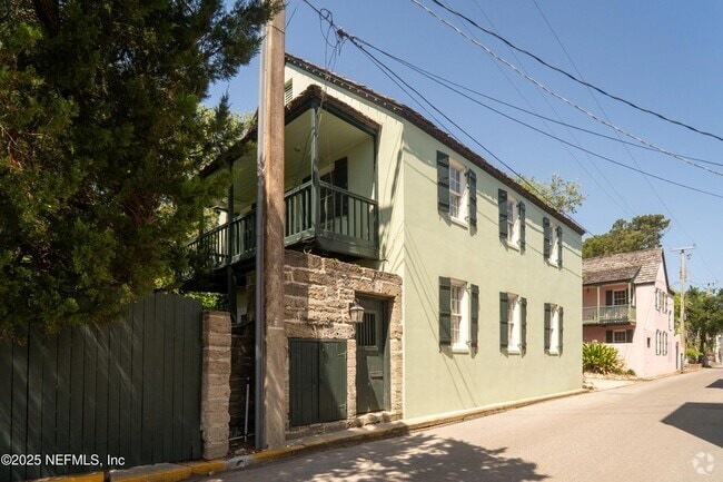 Building Photo - 76 Marine St Rental