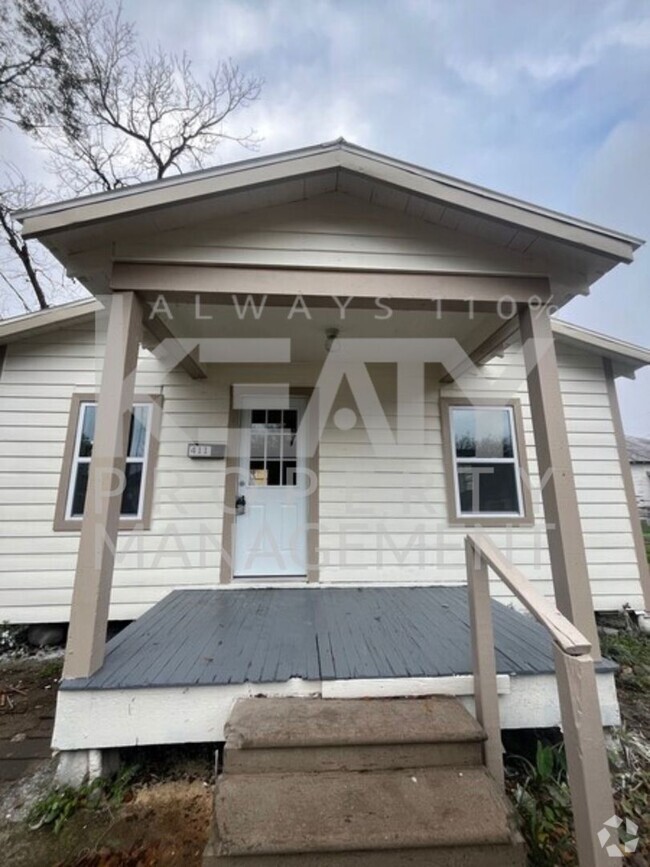 Building Photo - Adorable 1 bed, 1 bath home available in L...