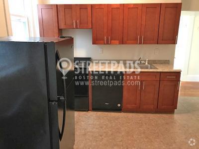 Building Photo - 1 bedroom in Brookline MA 02446 Rental
