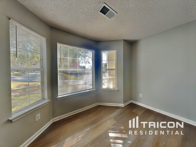 Photo - 6172 Wurtenburg Ct