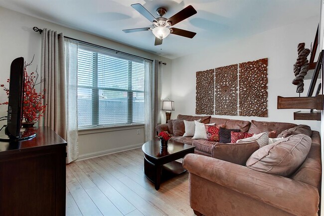 Photo - 1201 Grove Blvd Unit 1404 A