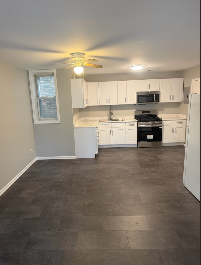 Photo - 1937 W 35th St Unidad 2A