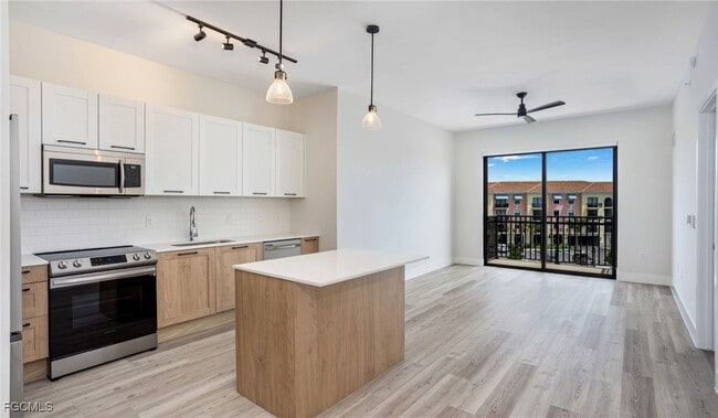 Photo - 22980 Vista Edera Cir Unit 2-214