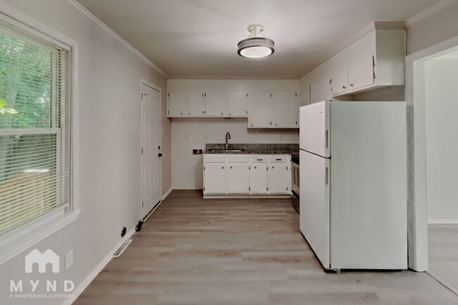 Photo - 406 Edgegreen Dr