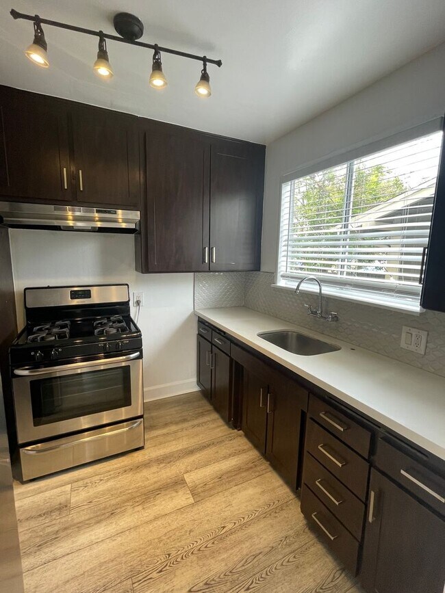 Glendale Terrace Apartments - AC Townhomes LLC