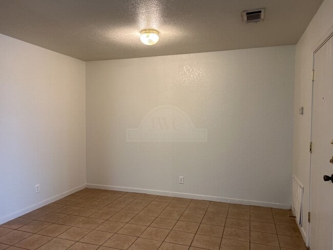 Photo - 2104 Schorn Dr
