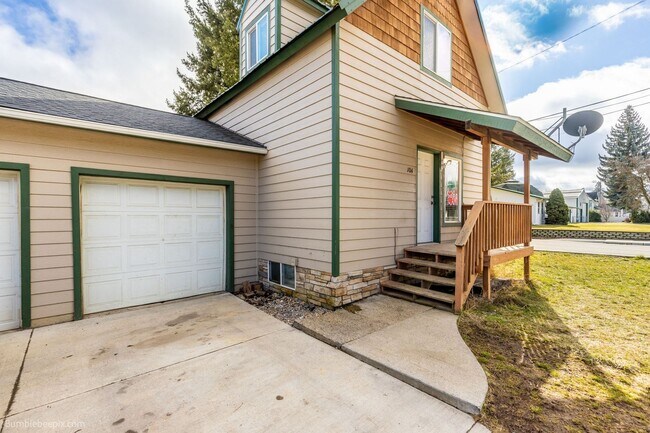 Photo - 104 N Colville Rd Unit 104 N Colville Rd