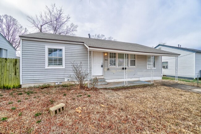 Photo - 3 Bed 1 Bath in Del City!