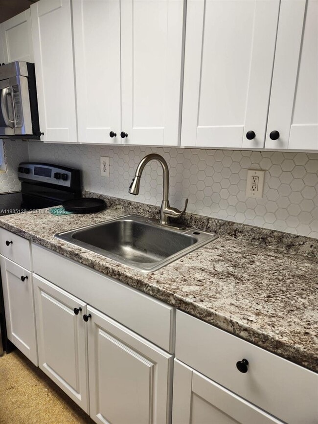 Photo - 1450 NE 170th St Unit 210