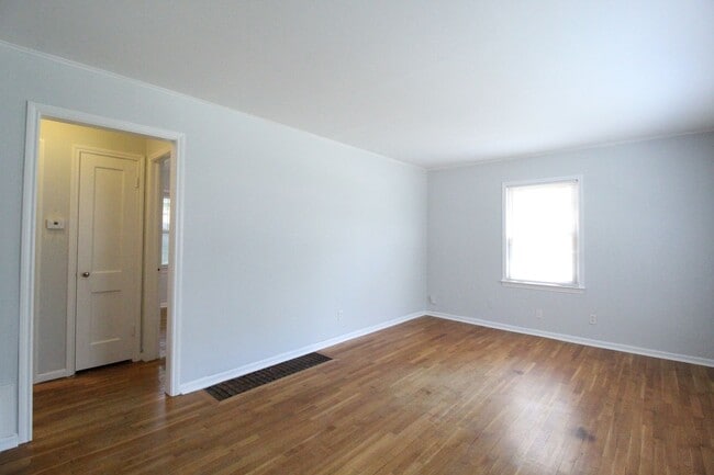 Photo - December FREE On This Updated 2 Bedroom 1 Bath Home in Roeland Park