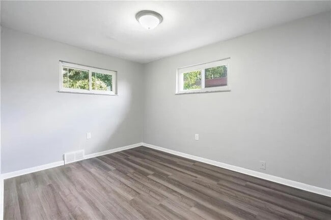 Photo - 2703 Woodstock Ave