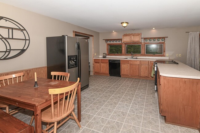 Photo - 19 Baker Cir