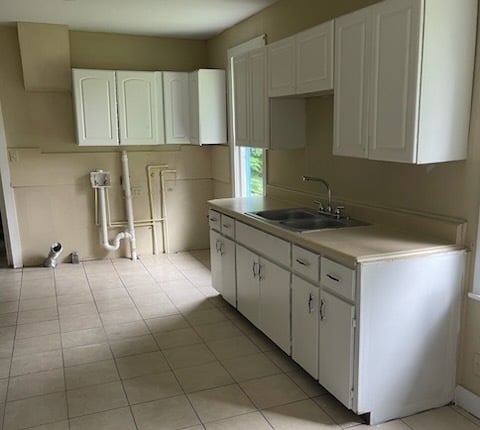 Building Photo - 2325 3rd Ave Rental