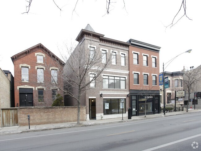 Photo - 912 W Armitage Ave