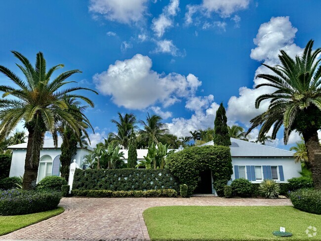 Building Photo - 2258 Ibis Isle Rd E Rental