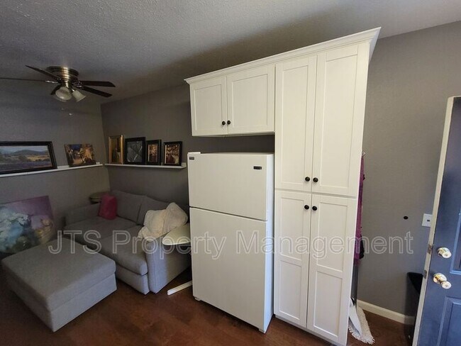 Photo - 1717 H St Unit 4