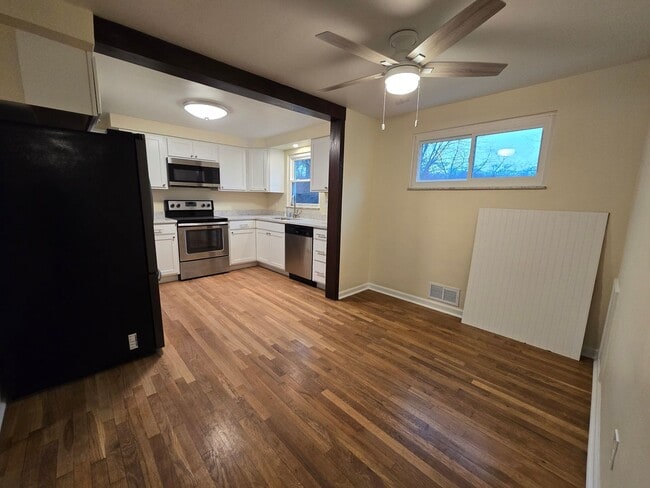 Photo - 2 Bedroom Home - Plum School District - Available February!