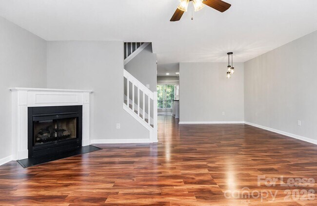 Photo - 10519 Yellow Rose Ln