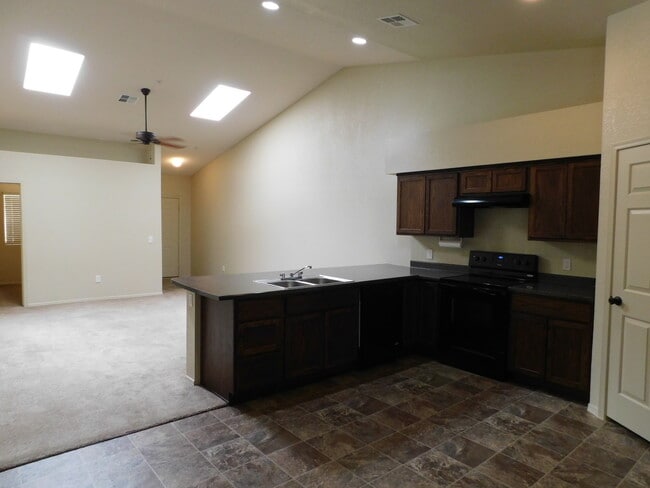 Photo - NICE TOWNHOME IN SUNSET MOUNTAIN VILLAS!