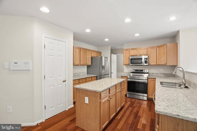 Building Photo - 6020 Moonsails Ln