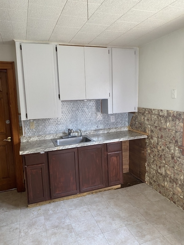 Photo - 28 Blum Ave Unidad #2