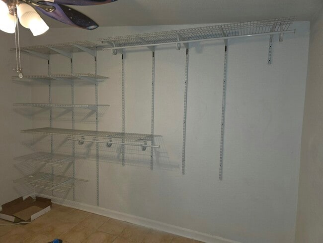 Photo - 709 Windy Rd