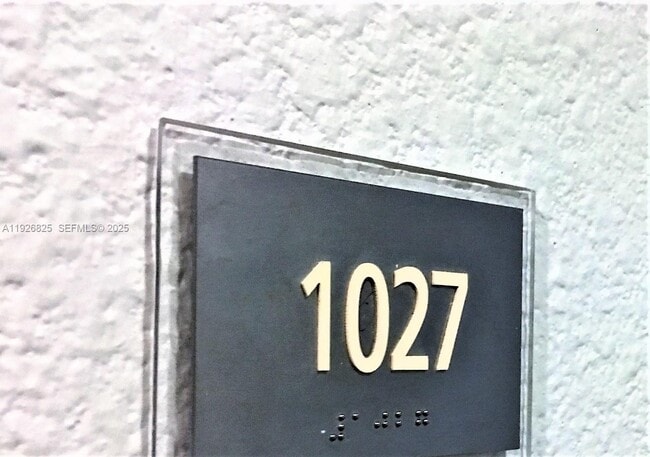 Photo - 1000 West Ave Unit 1027