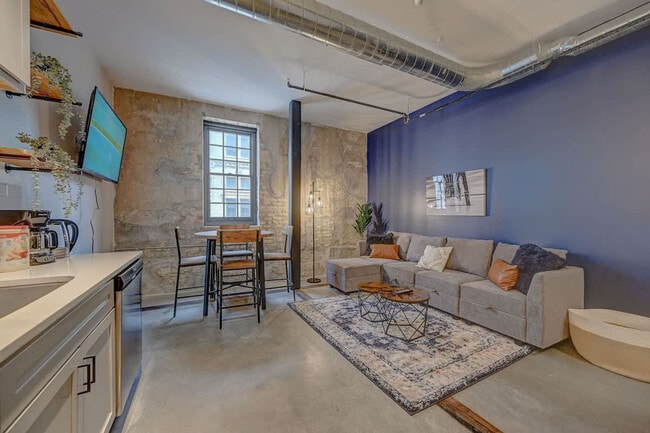 Photo - 1009 W Juneau Ave Apartamento Unidad ID1263020P